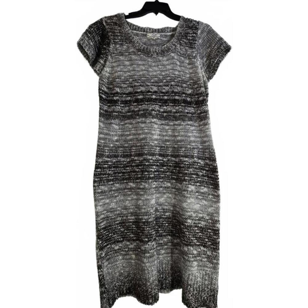 Pink Rose Short Sleeve Knit Dress in Black and White Gradient Plus Size 2X